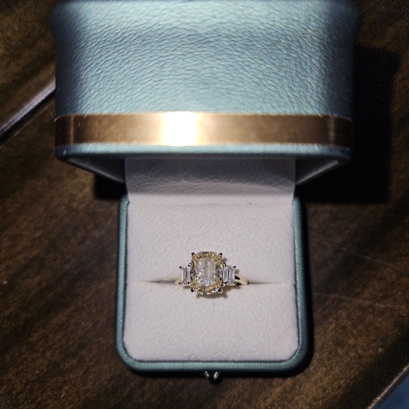 Moissanite Yellow 4.00 Ct. Cushion Center & White .70 Ct. Trapezoid Sides Size 7 - Picture 2 of 12